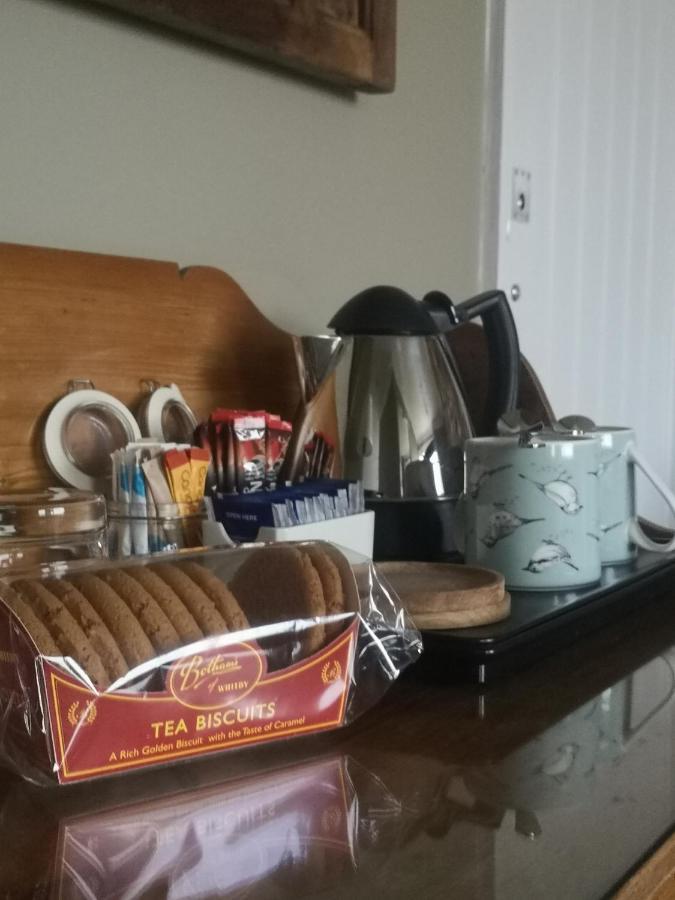 Greystones Guesthouse Уитби Экстерьер фото